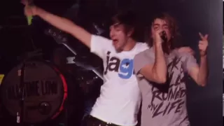 All Time Low - Dear Maria, Count Me In (Live from Straight To DVD)