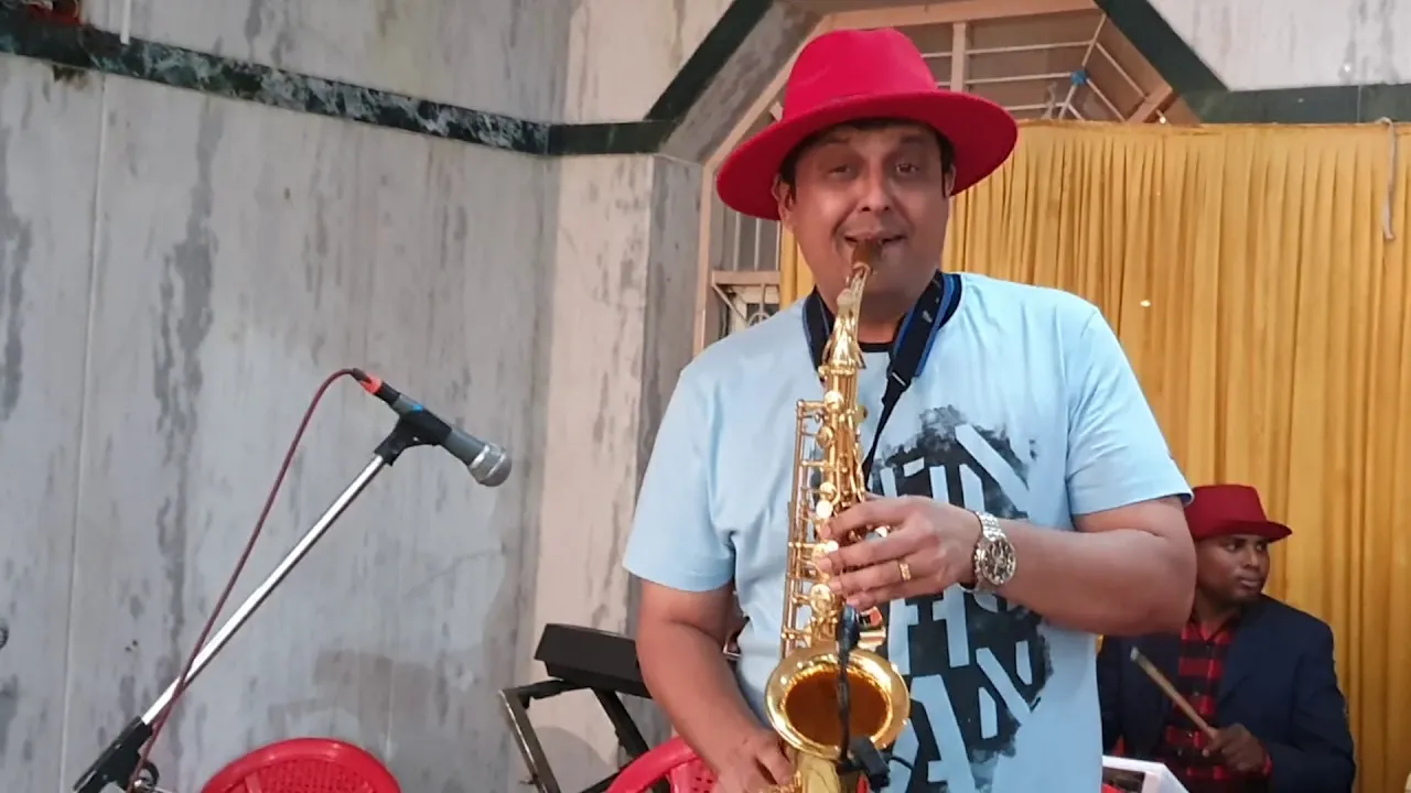 Mere sapanon ki rani hindi song Instrumental on Saxophone by S.J.Prasanna ( 09243104505, Bangalore)