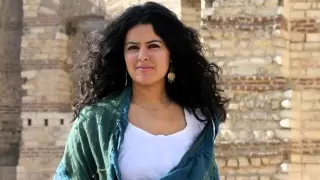                 دينا الوديدي   السيرة الهلالية دندنها
