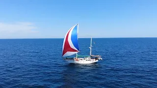 18-18_Bahia Beautiful (sailing ZERO)