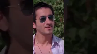 ظرف طارق هي إيه اللي حمرا بالظبط 