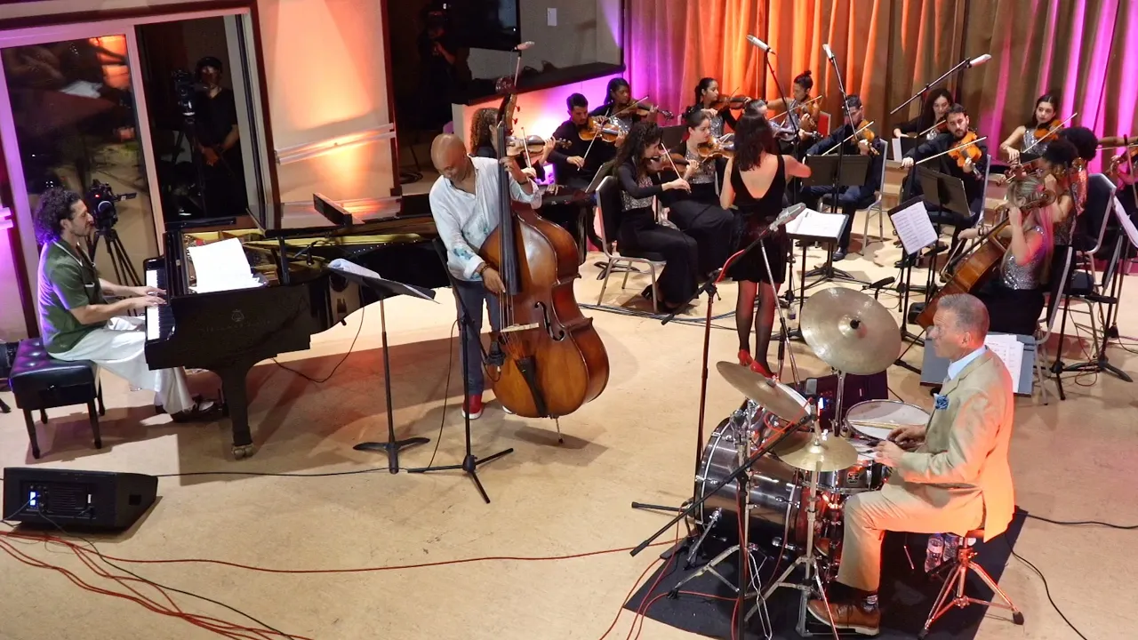 “Over The Rainbow” | Emmet Cohen w/ the Havana Chamber Orchestra “Over The Rainbow” | Emmet Cohen w/ the Havana Chamber Orchestra