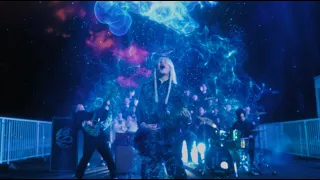 YouTube影片, 內容是靈異教師神眉（2025） 的 片頭曲「P0WER-悪霊退散-」-真天地開闢集団-ジグザグ 