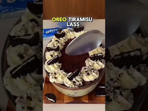 Welches Tiramisu würdest du wählen? Ich würde das im Auto nehmen! 😱 #berlin #deutschland