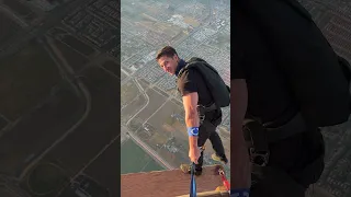 Does anyone else love that vertigo feeling