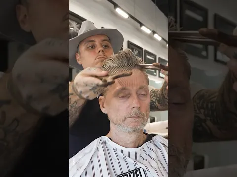 π Classic Ducktail Haircut With Igor | An Entertaining & Unforgettable Experience!