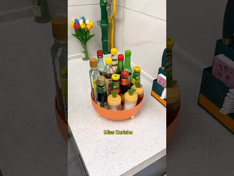 Dad Organised Her Messy Bathroom in Seconds
