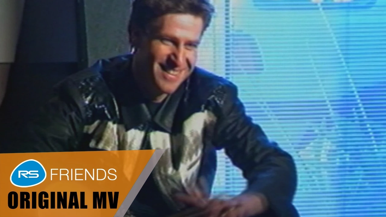 ใครว่าอยู่เมืองนอกสบาย (Overseas) : Outsiders  [Official MV]