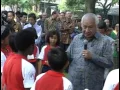Download Lagu Temu Wicara Presiden Soeharto pada Hari Anak Nasional di Istana 13-07-1994
