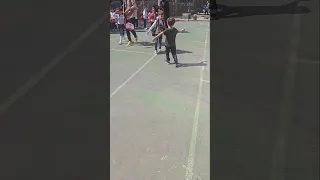 وقت يخلص مصطفى مدرستو هيك زين بيستقبلو 