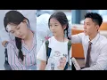 Lagu Saat Ia Melihat Kalung Itu, Ia Tahu — Gadis Kecil Itu Adalah Putrinya!
