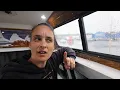 Download Lagu Someone KNOCKED on my van while I was parked at Walmart | Solo van life