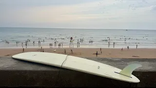 Берег Басков. Родина европейского сёрфинга Plage de la Côte des Basques. Его видно только в отлив