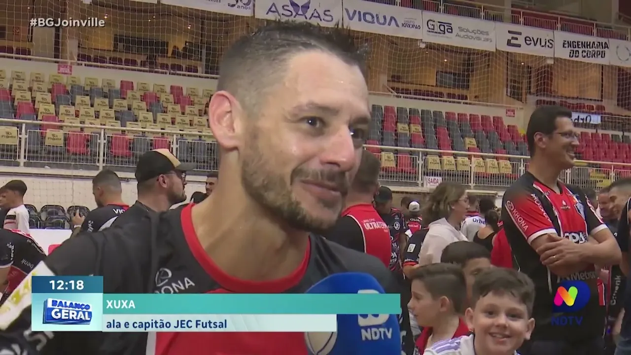 Liga Nacional: Jec Futsal goleia o Umuarama com assistência e gol do ídolo Xuxa e mantém liderança