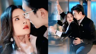 بنوته جريئه وعنيده تغوي خطيب اختها الملياردير وتوقعه ف حبها بحركاتها متعرفش انه مفتون بجمالها ملخص 