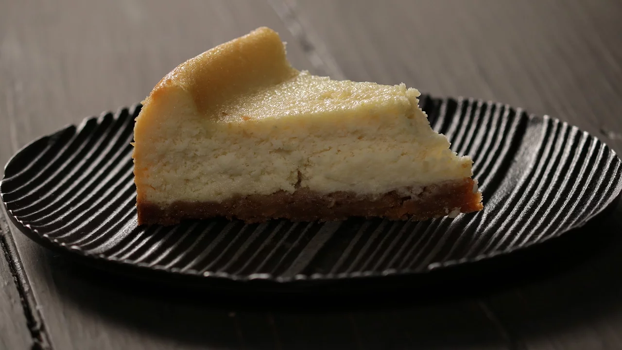 Light and Creamy Cheesecake Recipe