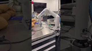RoboDK a simple pick and place program for a real robotic arm