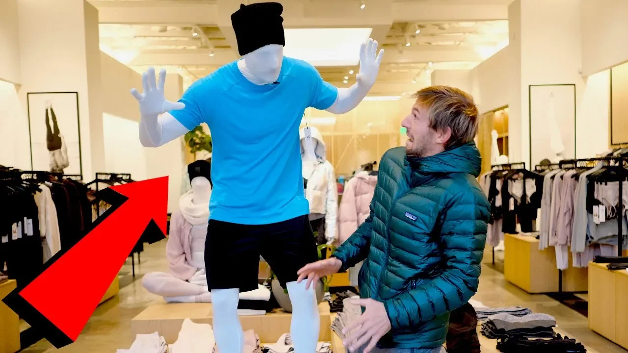 Mannequin Prank!