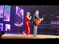 Download Lagu Robbie Williams - Candy -  élő LIVE MVM Dome Budapest 12-09-2025  @RobbieWilliams