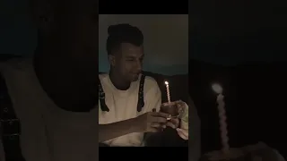 كله بالف وش عصام صاصا حكم النصيب انك تكوني غريبه عني وانا غريب تصميم حزين دندنها