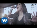 Download Lagu Laura Pausini - Frasi a metà (Official Video)