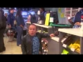 Warwick Davis in life´s too short( Very funny scene 1)
