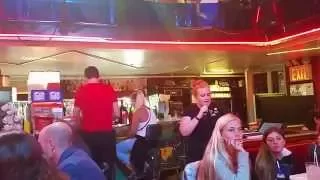Ellen s Stardust Diner NYC - Singing Waitstaff