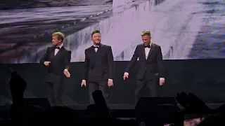 240604 westlife beautiful in white the hits tour live in hanoi