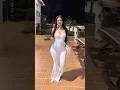 POOLSIDE VIBES WITH A BADDIE