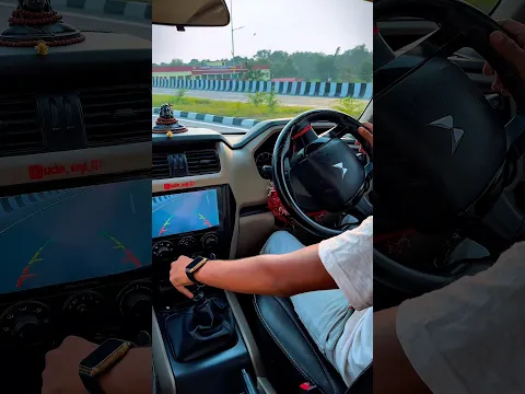 Scorpio classic driving in Highway ✨🥰❤️‍🩹 #scorpio #driving #travel #nature #driver #90s #car ￼