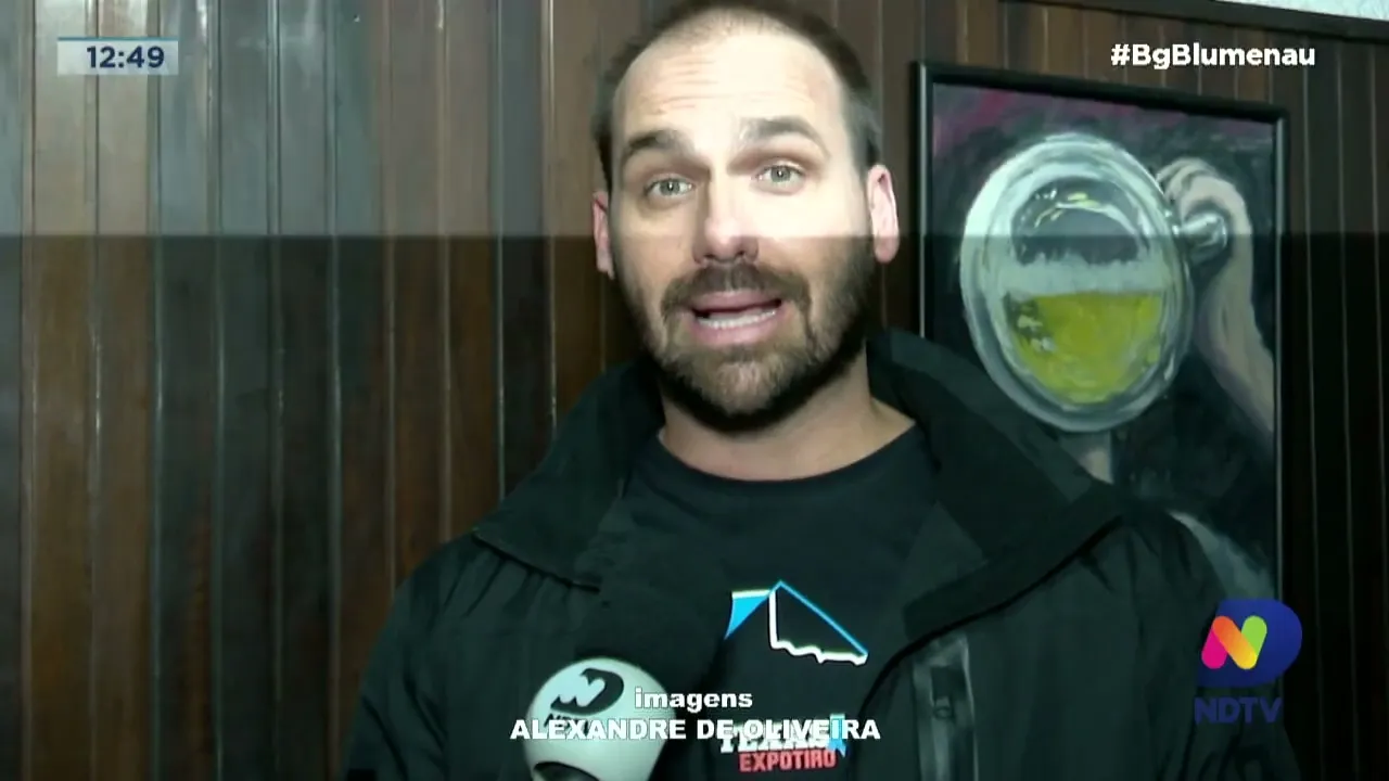 Blumenau: palestra de Eduardo Bolsonaro abordou o uso de armas e o cenário político nacional