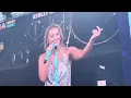Ashley Cooke singing Baby Blues