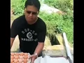 Viral Seorang Peternak Telur di Magetan Membuang Telur ke Sawah
