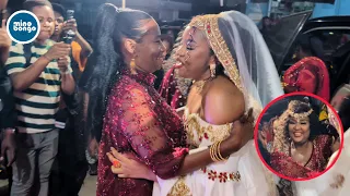 MAMA DANGOTE ALIVYOMPOKEA ZUCHU NA MAMA YAKE KHADIJA NYUMBANI KWAKE MADALE KWA FURAHA