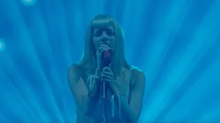 AURORA – Runaway (Live From Mexico City)