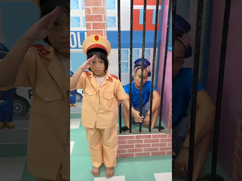 Nữ Cảnh Sát Dũng Cảm bắt cướp