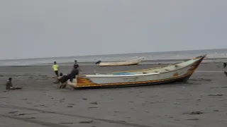 ساحل ابين خور مكسر عدن                               دندنها