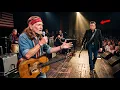 Willie Nelson Asked Can Anyone Play After His Guitarist Got Sick Nobody Recognized Johnny Cash
