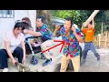 Download Lagu 机智的小孩！眼看人贩子迷晕宝妈，向保安求助一起救援！ #正能量 #农村 #剧情
