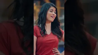 صاحبتك اللي ضحكتها بتفضحك في كل مكان Shorts  صاحبتك اللي ضحكتها بتفضحك في كل مكان Shorts