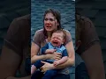 Download Lagu Suasana ibu dan anak terjebak saat banjir bandang berlumpur#s