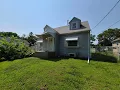 FOR RENT - 137 Hope Ave Waterloo IA