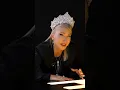 Download Lagu Hande Yener playback yapıyor mu? #shorts #handeyener #hülyaavşar