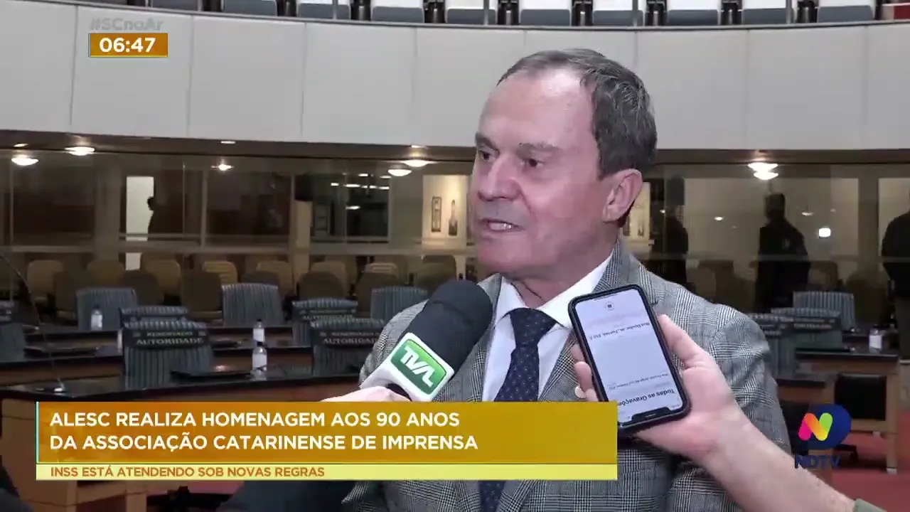 Alesc realiza homenagem aos 90 anos da Associação Catarinense de Imprensa