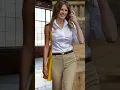 Download Lagu Fantastic yellow dress 💞Melania Trump’s fantastic #ai#youtubeshorts #viral #shorts 