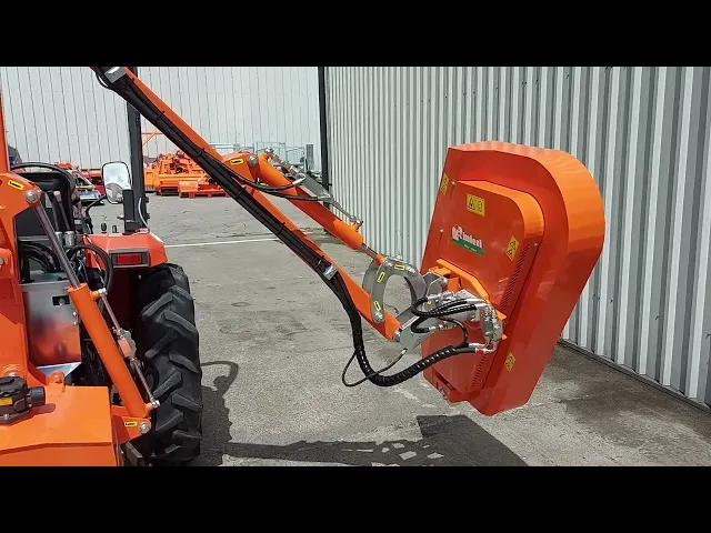 Videostill: Rinieri BRM-C met mulchdek
