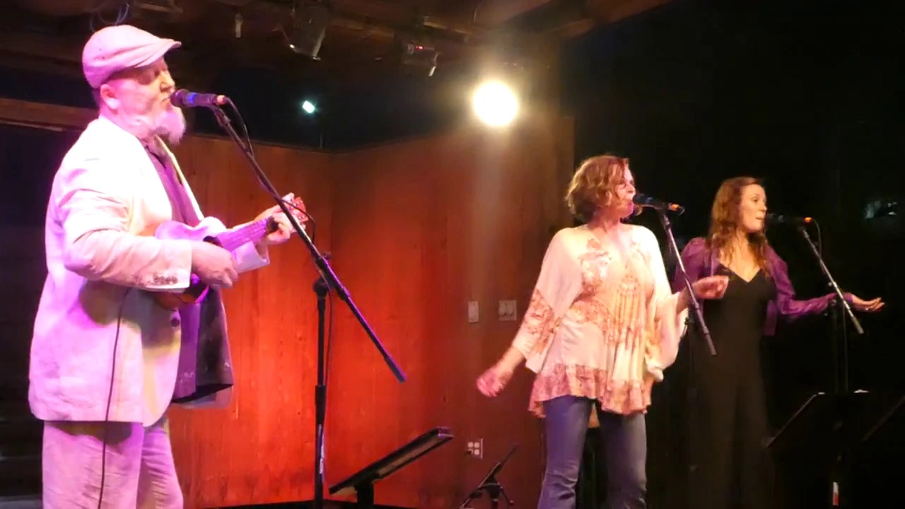 Shinyribs - Bitch Better Have My Money (Austin, TX 2018) Shinyribs - Bitch Better Have My Money (Austin, TX 2018)