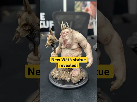 Goblin King @wetaworkshopnz statue revealed! #statuecon