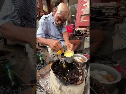 80 year old man selling ￼ bread omelette 😱😱#shorts # #streetfood #food