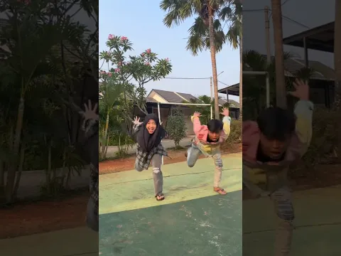😂 TREND KAKI DI KEPALA KEPALA DI KAKI❗KEPALA SYIFA SAMPE BENJOL KENA BOLA